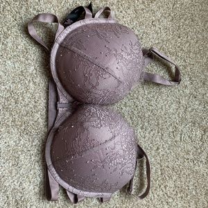 Very Sexy Victoria Secret Bra size 34D